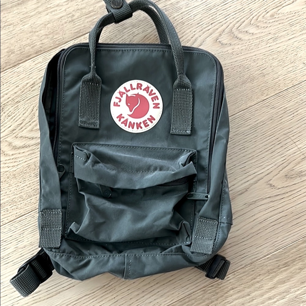 Kånken Green Backpack